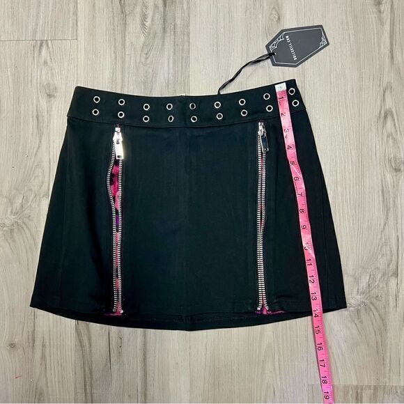 Grave Girls x Dolls Kill black miniskirt with fuzzy pink animal print pleats szS - Picture 5 of 14